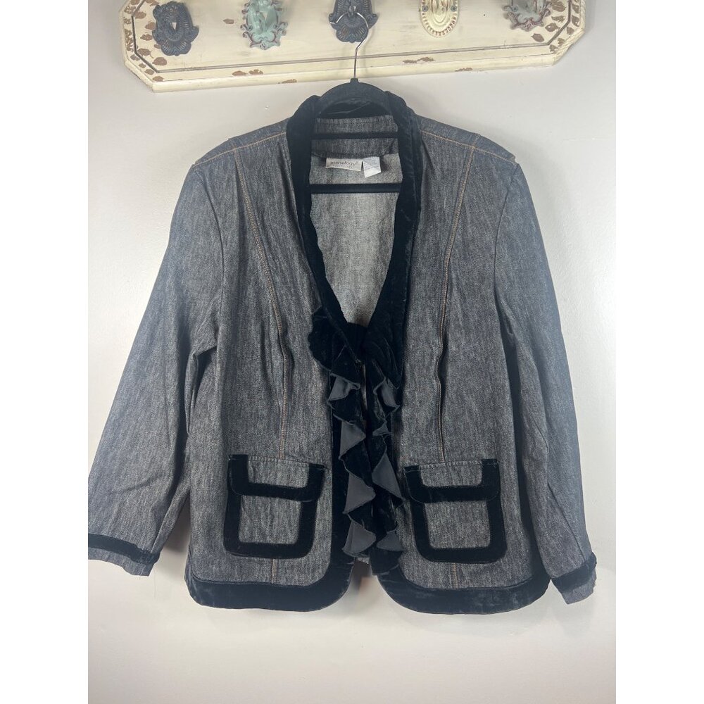 Jeanology Jean Jacket Women's Blue Denim Black Velvet Collar 24W